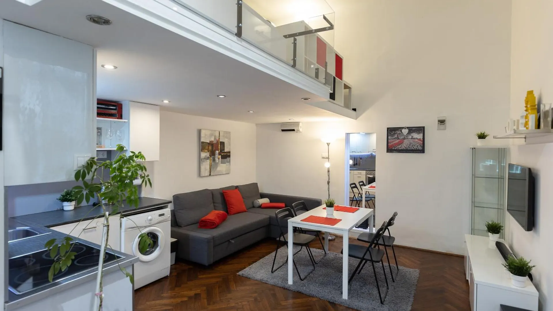 Red Fusion Apartment Budapest Hungary